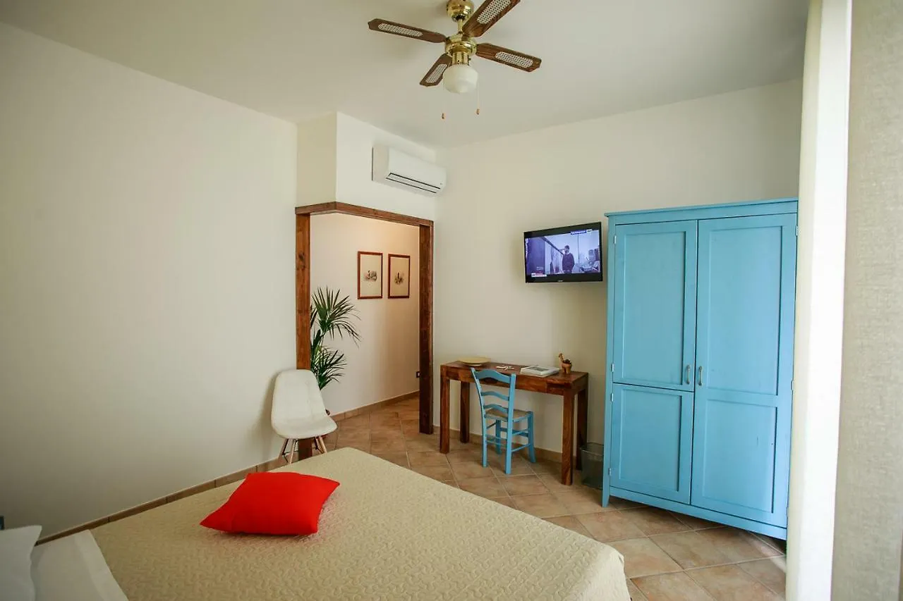 B&B Scirocco House Oliveri 0*,  Italy