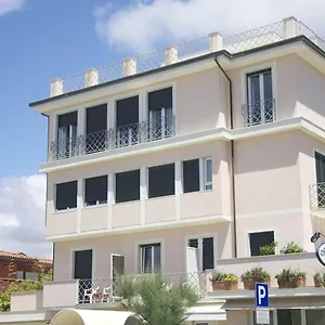 *** Hotel Bencista' Italie