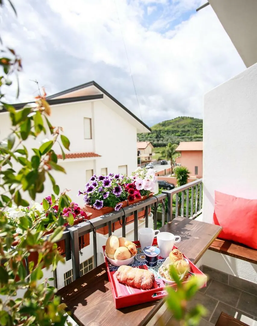 B&B Scirocco House Oliveri